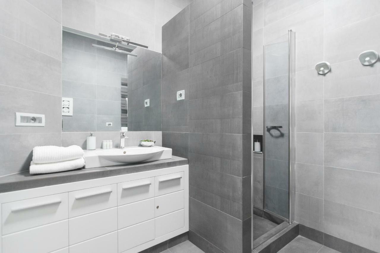 Apartamento Relais Nevel Ai Decumani Nápoles Exterior foto